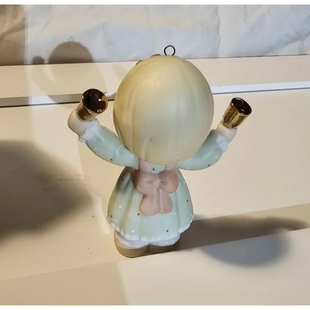 Charming Precious Moments Little Girl , Figurine/Ornament with Gold Accents 2006